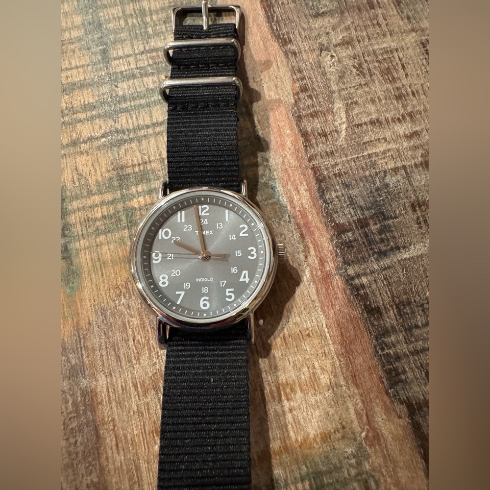 Timex Men's Easy Reader Weekender Indiglo Watch T2N649 - Picture 2 of 6